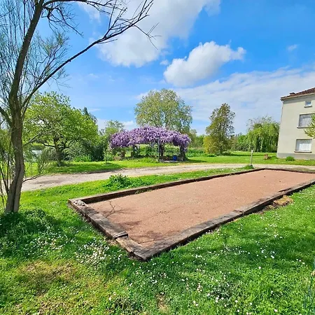 Domaine Familial, Le Parc De Gouts