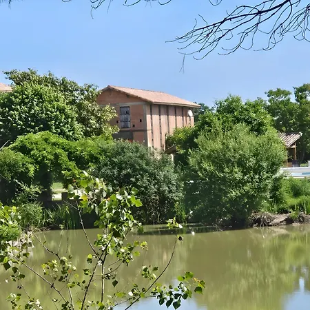 Domaine Familial, Le Parc De Gouts