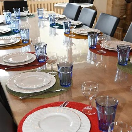 Domaine Familial, Le Parc De Gouts Aiguillon