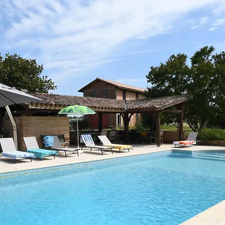 Nyaraló Domaine Familial, Le Parc De Gouts Aiguillon