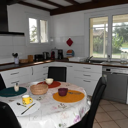 Nyaraló Domaine Familial, Le Parc De Gouts