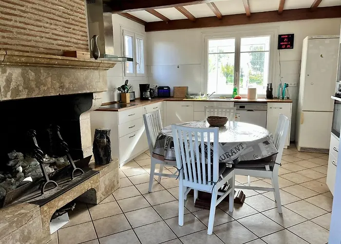 Domaine Familial, Nature Et Piscine بيت للعطل *